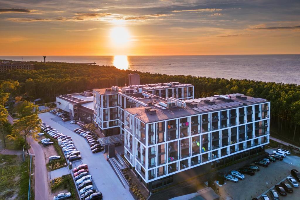 Hotel Zalewski Mrzezyno Exterior photo